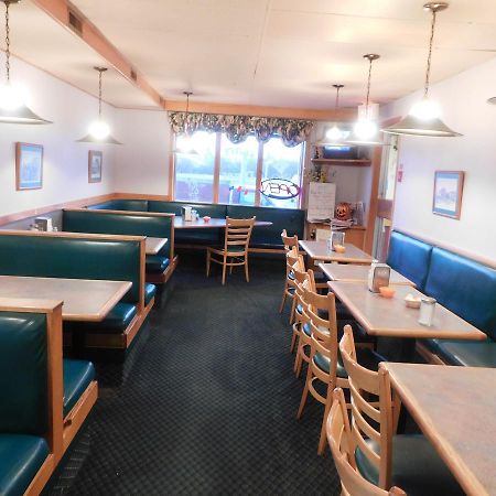 Casey'S Inn Lac du Bonnet Exterior foto