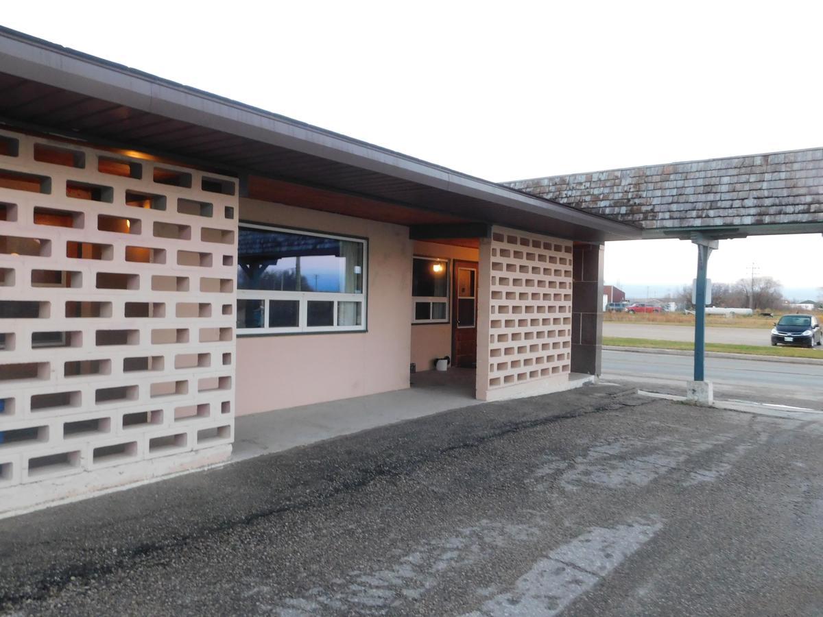 Casey'S Inn Lac du Bonnet Exterior foto