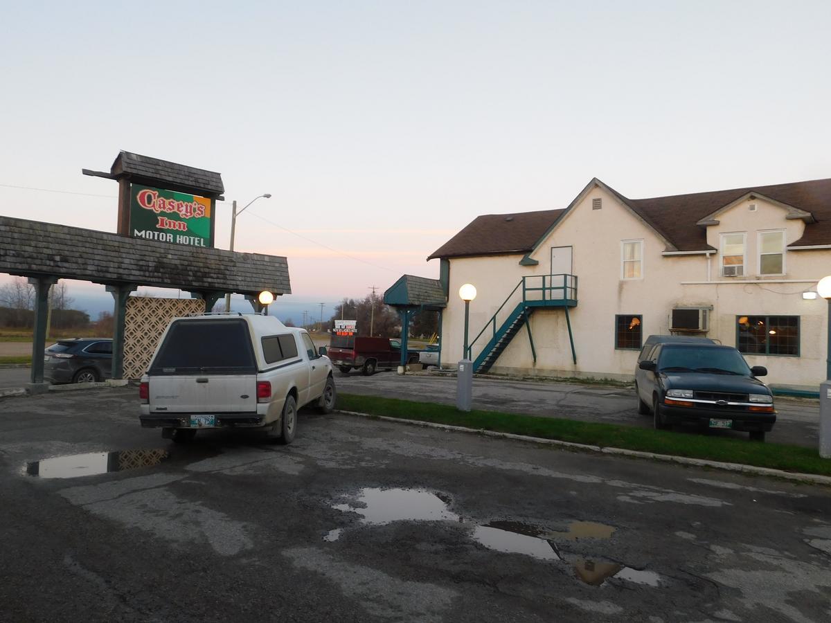 Casey'S Inn Lac du Bonnet Exterior foto