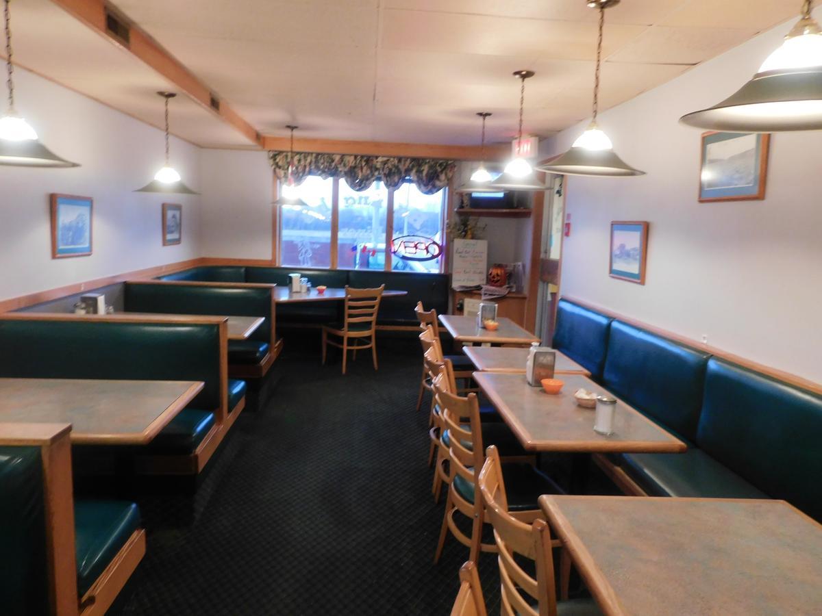 Casey'S Inn Lac du Bonnet Exterior foto